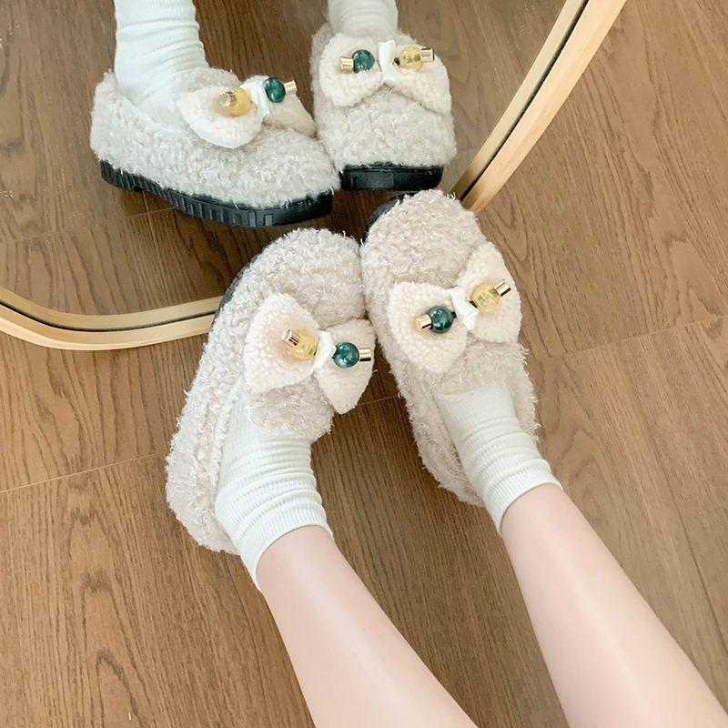 2025 winter new fashion one-pedal velvet versatile bow fluffy shoes popular soft sole comfortable Doudou shoes women