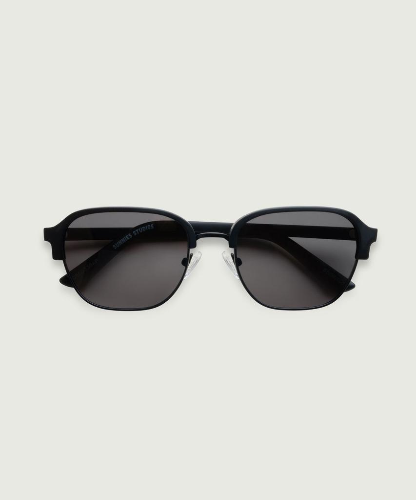 Sseoniseuseutyudio Luca Charcoal Midnight