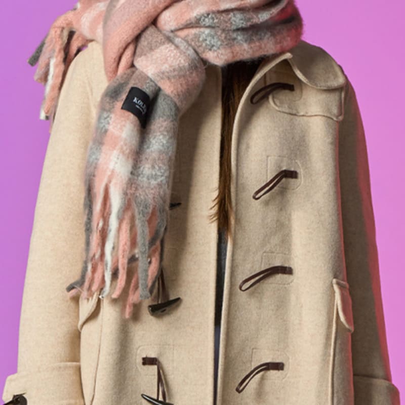 KOLEAT Winter Heat Double-Sided Check Scarf [Pale Pink]