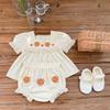 Niedliches und bequemes zweiteiliges Baby-Mädchen-Outfit-Set mit floralem Druck, bestehend aus Oberteil und Shorts