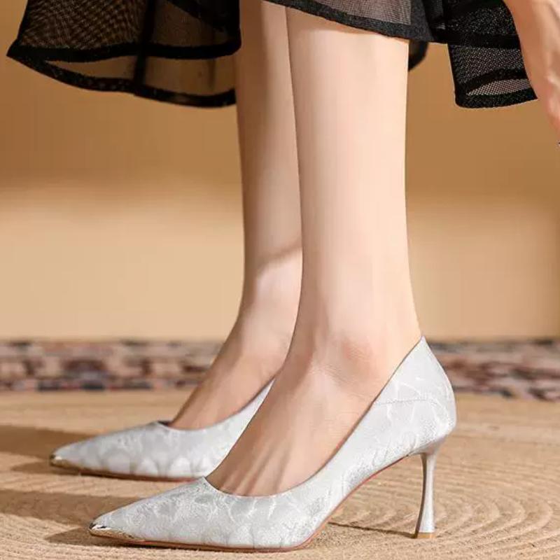 Pointed Toe High Heels Women's Autumn New Retro Metal Toe Shallow Mouth Anti-slip Wear-resistant Stiletto Single Shoes