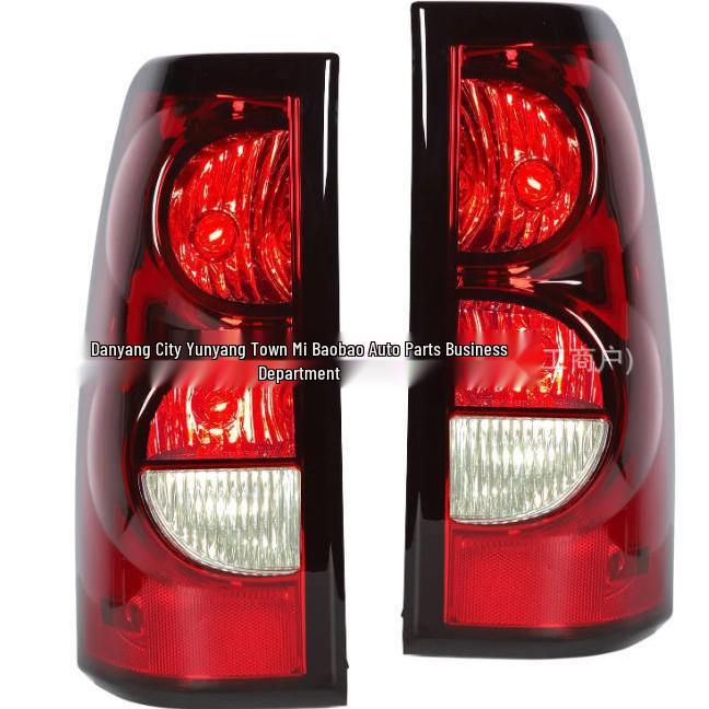 2004-2007 Chevrolet Silverado Taillights & Brake Lights