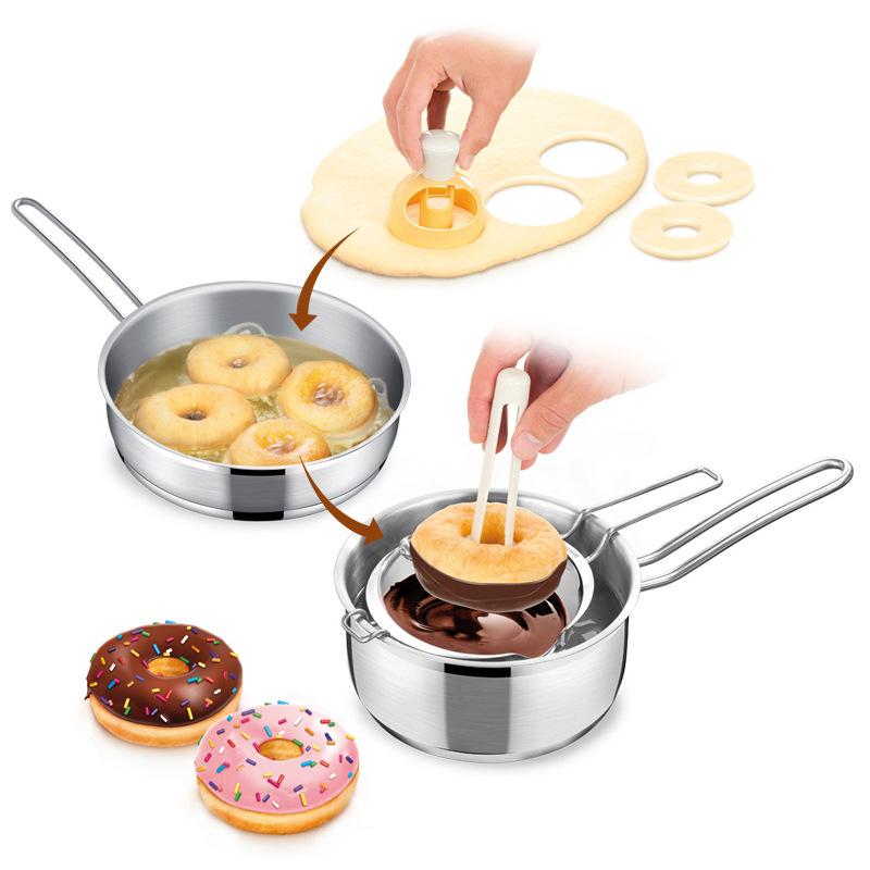 Large Doughnut Molds with Dipping Pliers Doughnut Plastic Hollow Bread Molds Pressing Molds Baking Tools