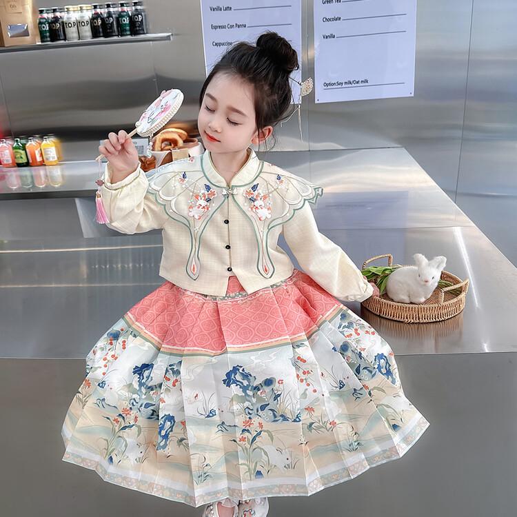 Girls' Chinese Hanfu Dress: Spring & Autumn Mamian Skirt Set for Little Performers