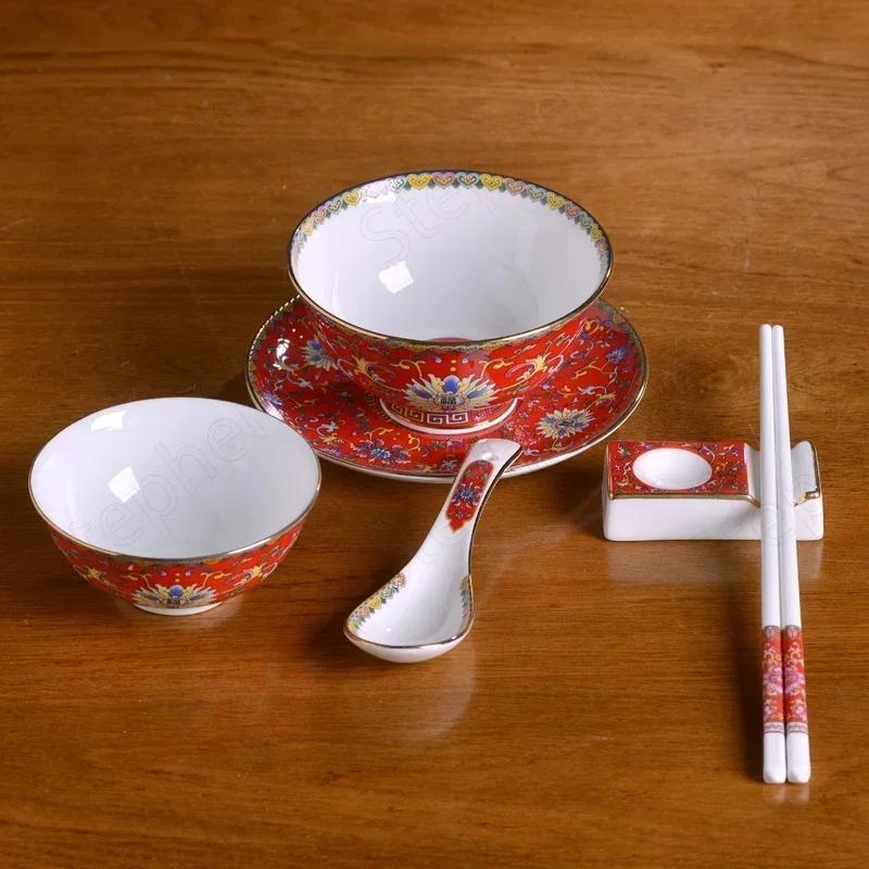 Emaljröd Keramisk Middagsservis Tallrikar och Fat Kinesiska Vintage Tallrikar och Skålar Hushålls Porslin Matsal Serveringsbricka