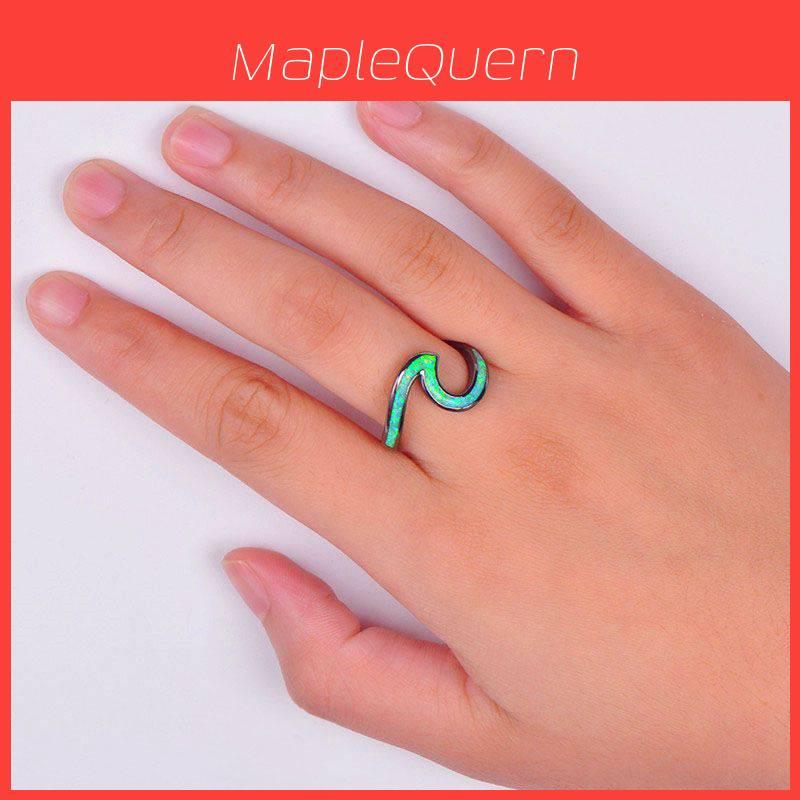Premium Quality Wavy Ring With Trendy Geometric Design In White And Green Colors