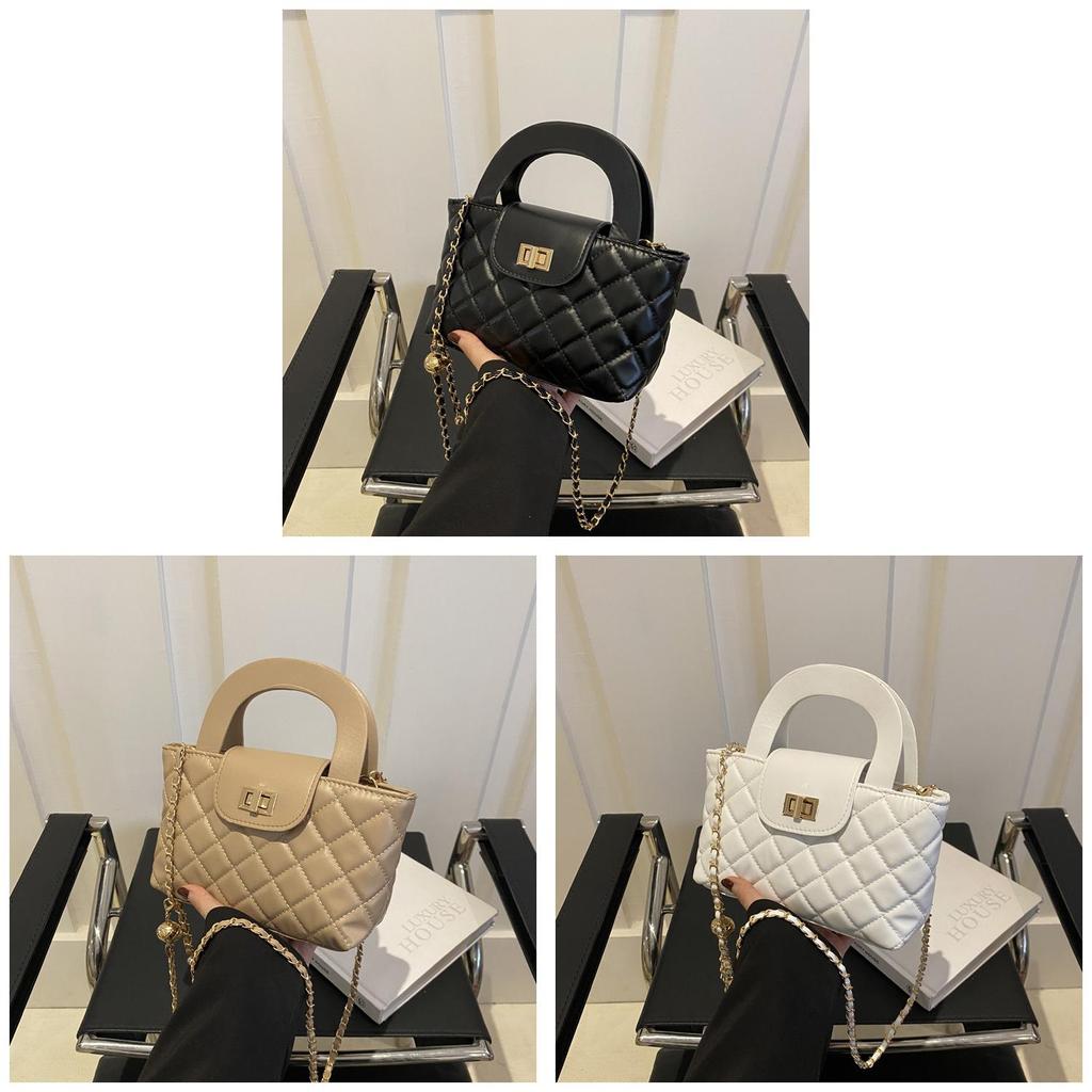 French Minimalist Chain Strap Small Square Purse With Lock Closure For Daily Use