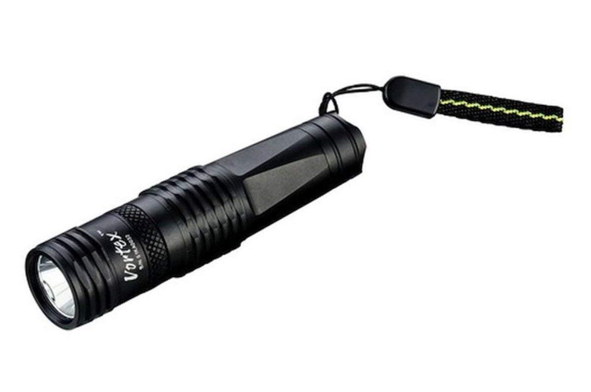 

Vortex TS3 Поворотный переключатель A Батарея Ремешок для пальца Cree LED Высокая светоотдача Тип III Твердое анодирование Повседневное ношение Дорожный жезл Уличный фонарик (Нет