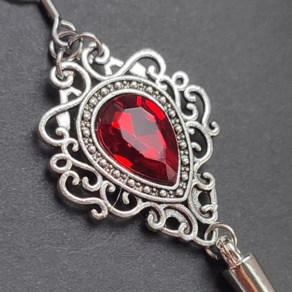 Teardrop-shap Baroque Hollowed-out Lacework Red Rhinestone Long Rivet Dangle Earrings for Women Halloween Vampire Bride Jewelry