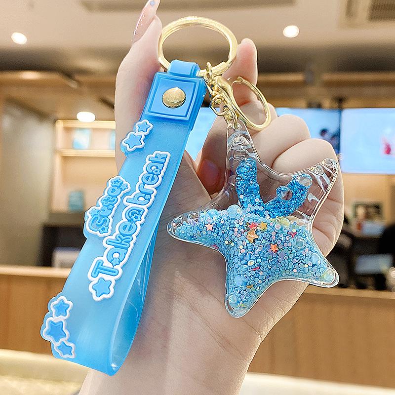 Starfish Quicksand Oil Keychain: Exquisite Pendant for Women's Bags, Students, and Kids - Cute Floating Schoolbag Decoration