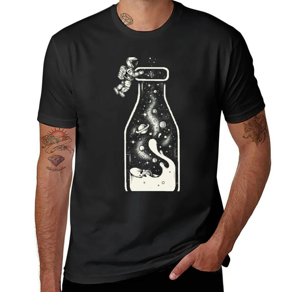 The astronaut opening galaxy bottle T-Shirt aesthetic clothes summer clothes boys animal print mens graphic t-shirts anime