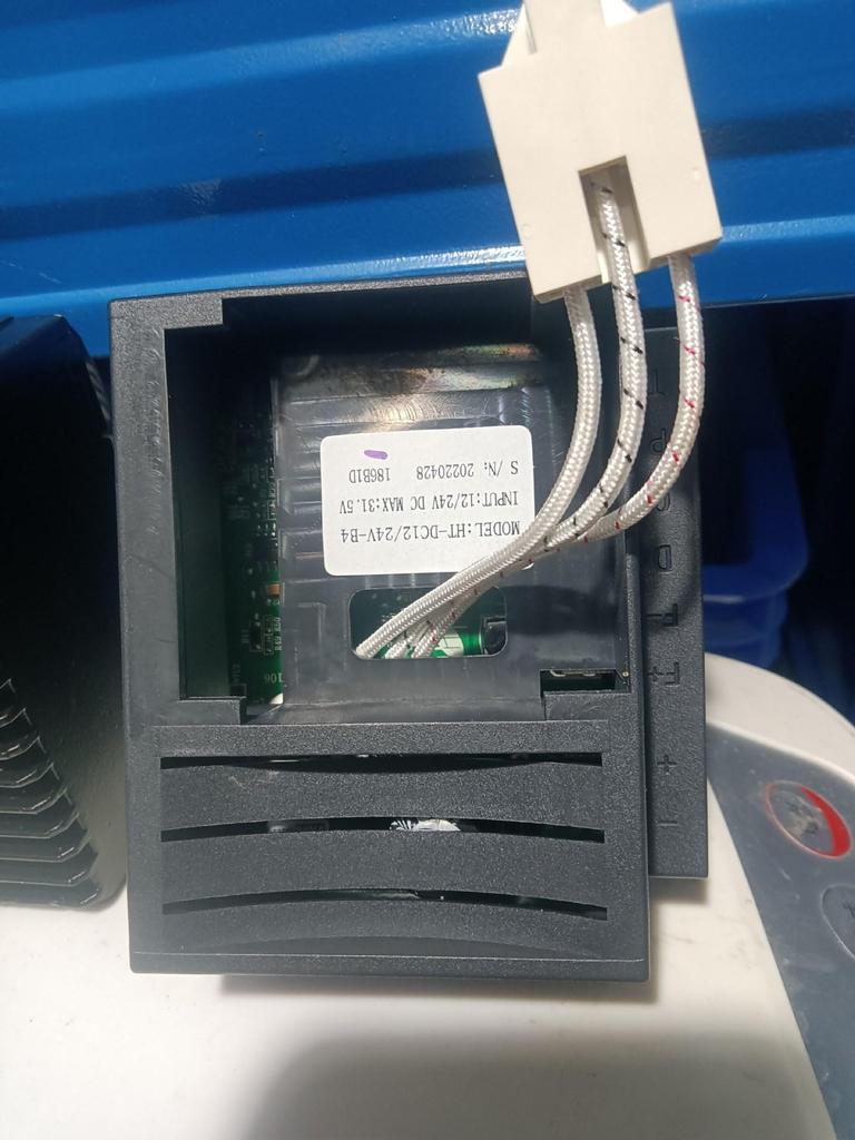 LC25B Kompresorový invertor do auta pro chladničku DC12/24V