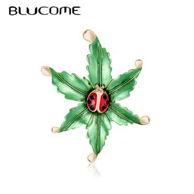 Spilla in cristallo pesante coccinella scarabeo insetto spilla smalto foglia animale spilla bigiotteria natalizia per donna