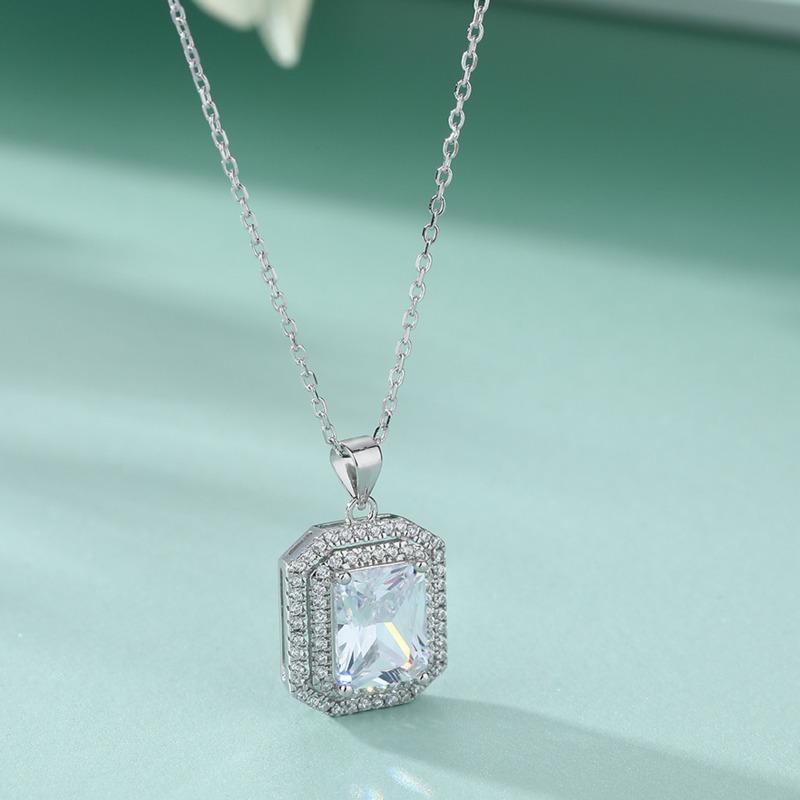 Bague Ringen Rectangular Momulberry Stone Pendant European And American Fashion 925 Sterling Silver Square Diamond Necklace Girls Clavicle Chain