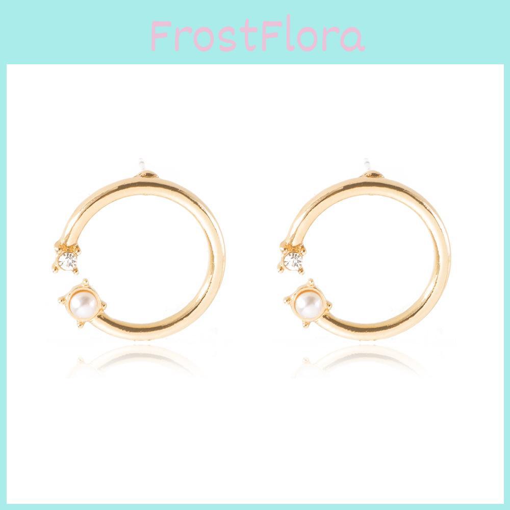 Alloy Elegant Pearl Stud Earrings Womens Geometric Design Fashion Modern