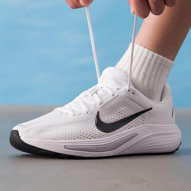 Nike Scarpe da Corsa su Strada 7/24 per Uomo