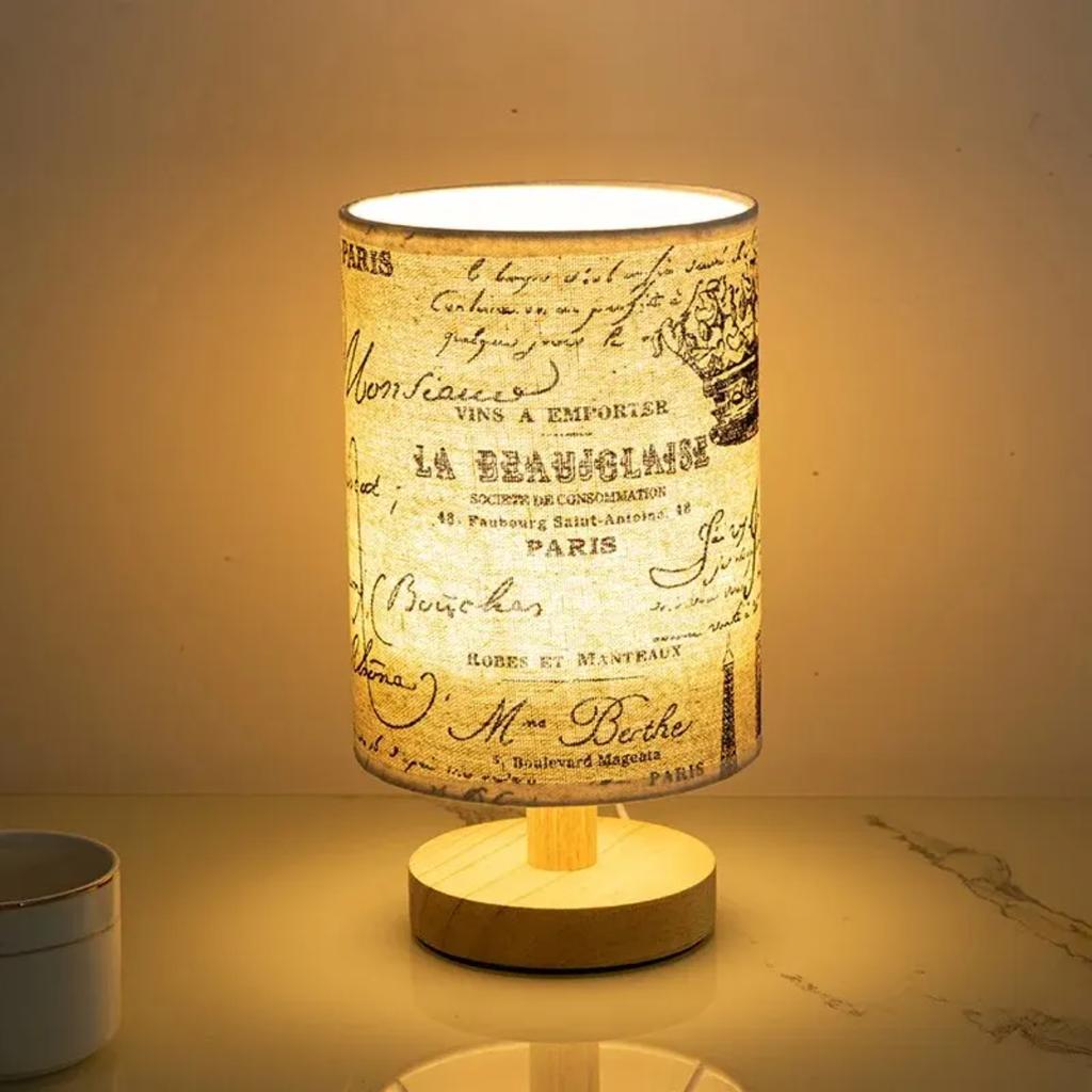 Neu 1PCS Schreibtisch Lampe Nacht Lampe Kreative Einfache Moderne Persönlichkeit Nacht Lampe Romantische Warme