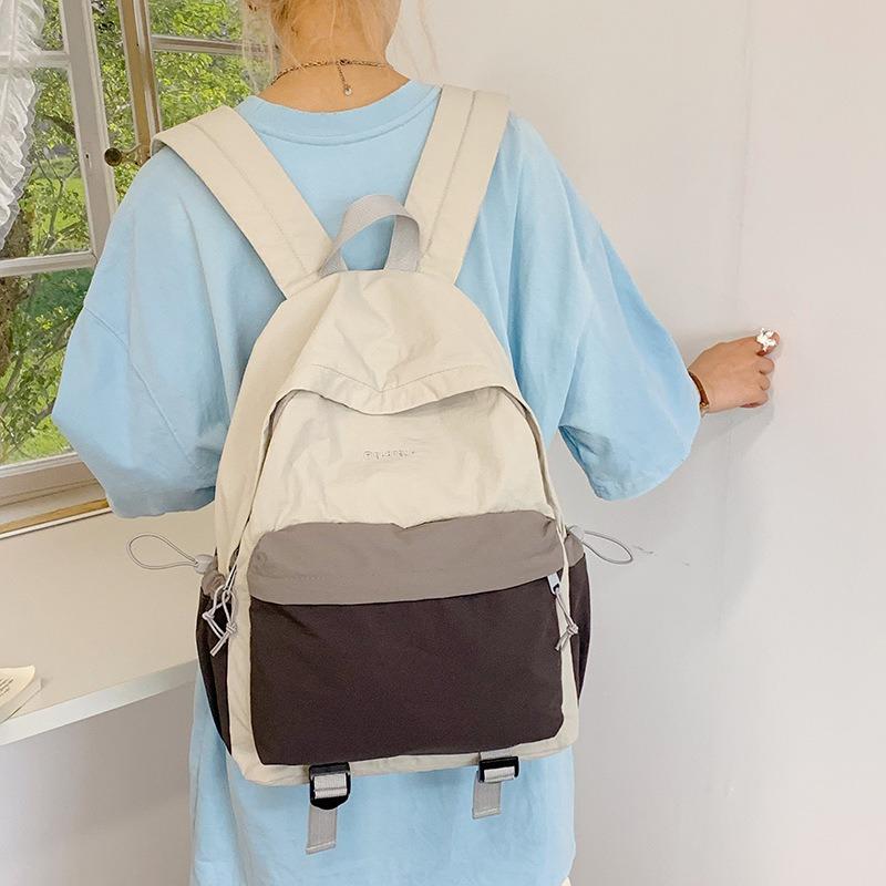 Casual and Lightweight Computer Backpack New Contrasting Color Student Schoolbag Travel Backpack