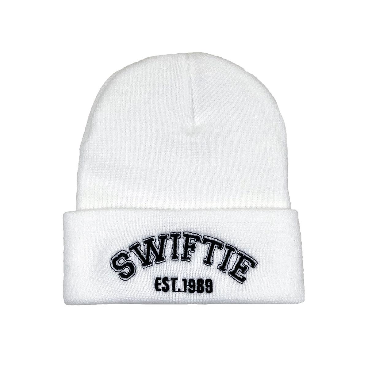 Taylor Swift Knitted Hat Taylor Embroidery 1989 Alphabet Winter Pullover Hat Wool Hat One size fits all белый