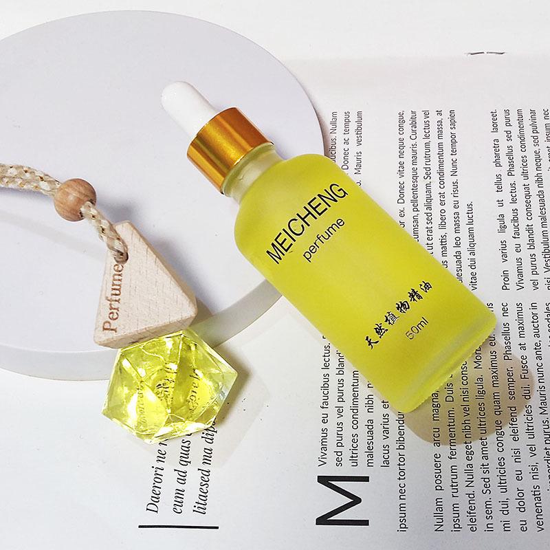 High-End Car Perfume Pendant: Essential Oil Hanging Diffuser for Men and Women Fragrance