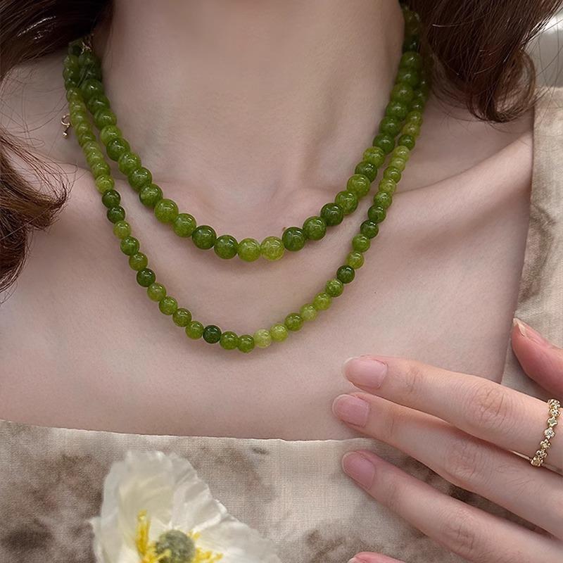 Olive Green Agate Beaded Necklace - Luxurious and Elegant Collar Chain - Emerald Green Agate Necklace
