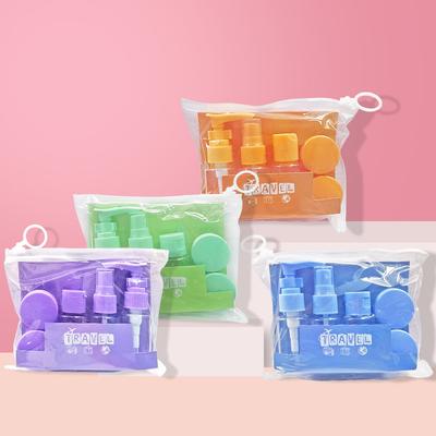 Travel-sized Bottles for Cosmetics - Transparent Plastic Bottles for Lotions, Portable Face Cream Bottles, Spray Bottles, Empty Bottles. 6-piece Set.