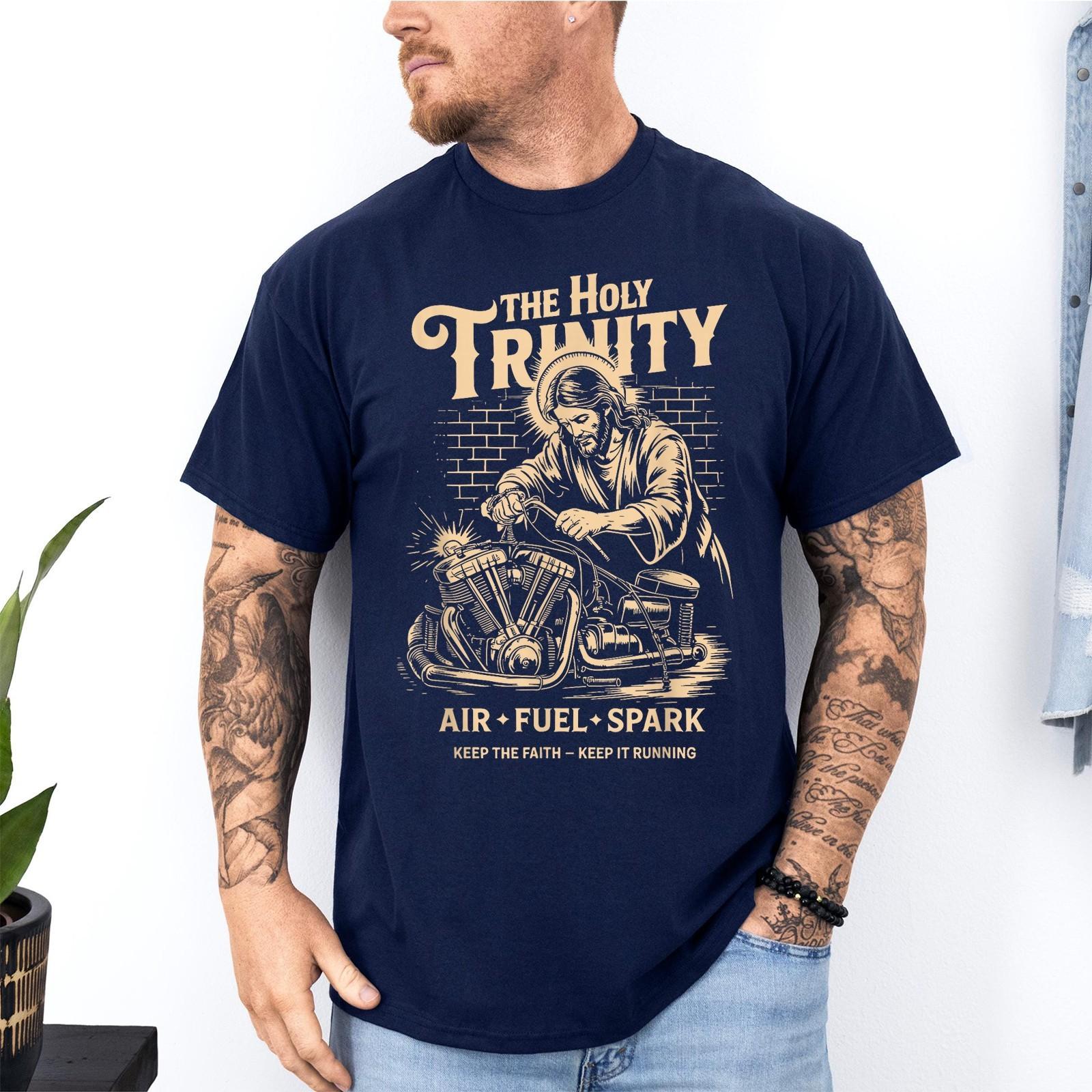 Holy Trinity Air Fuel Spark Keep The Faith Keep It Running Retro T-Shirt S разноцветный