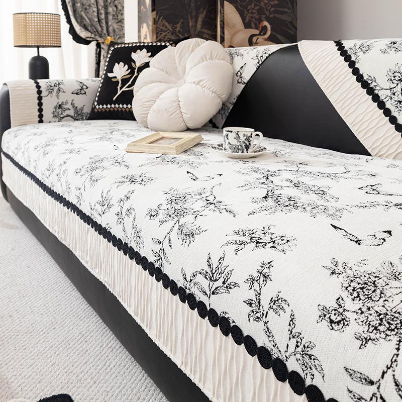 New Retro Sofa Cushion Universal In All Seasons French High-Grade Leather Sofa Cover Non-Slip Seat Cushion Cover Cloth Towel