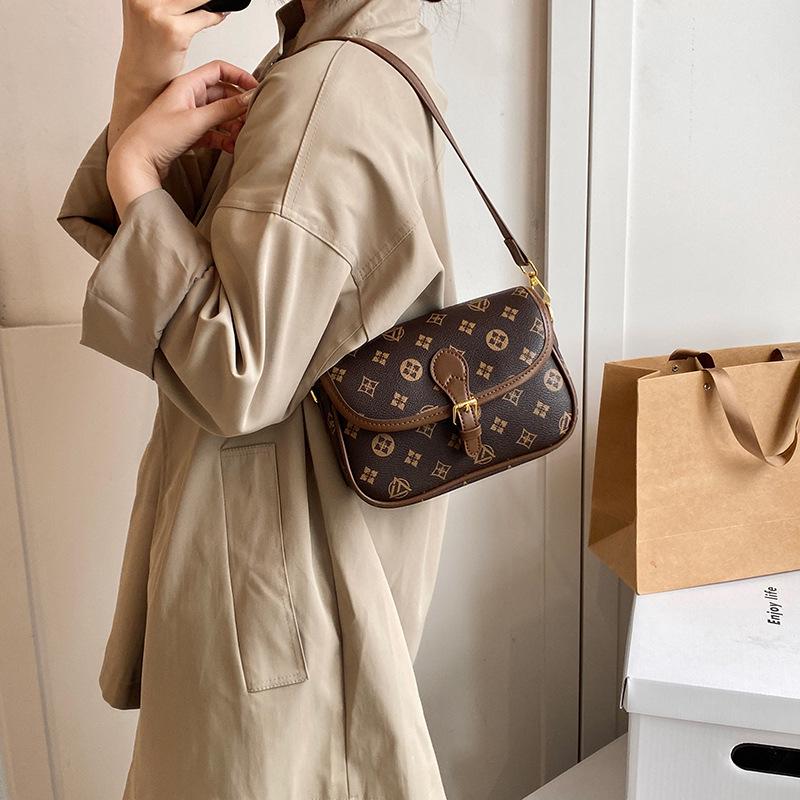 2025 Trendy Women's Crossbody Bag with Wide Strap - Chic Floral Design