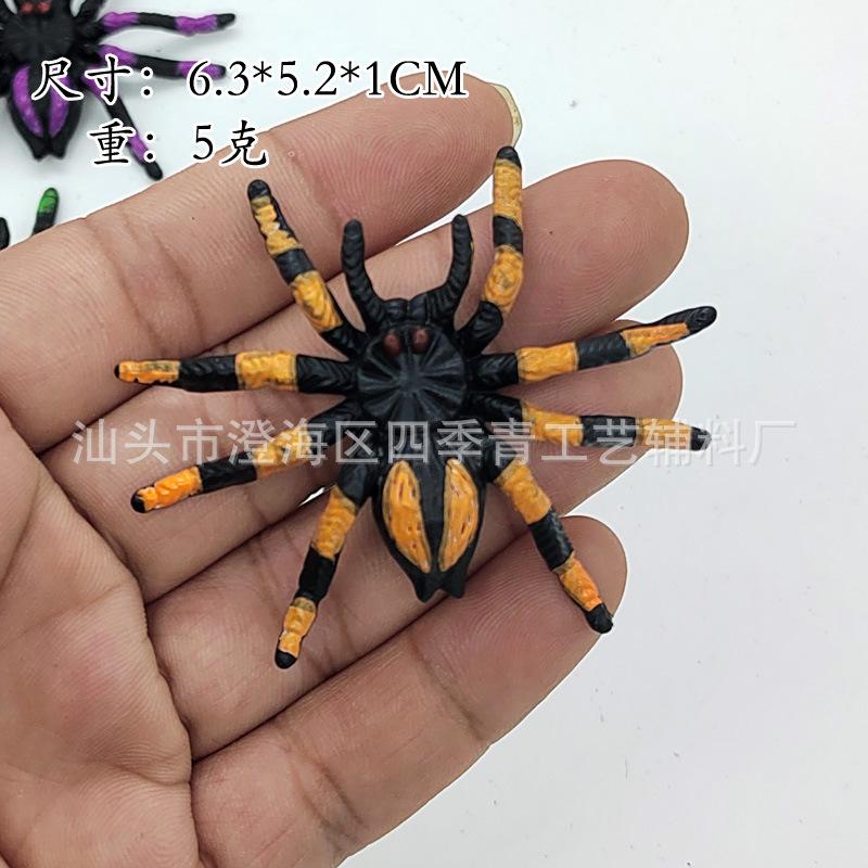 Fake Spiders Can Be Mixed with Halloween Layout Props Mini Little Spiders Trick Simulation Spoof