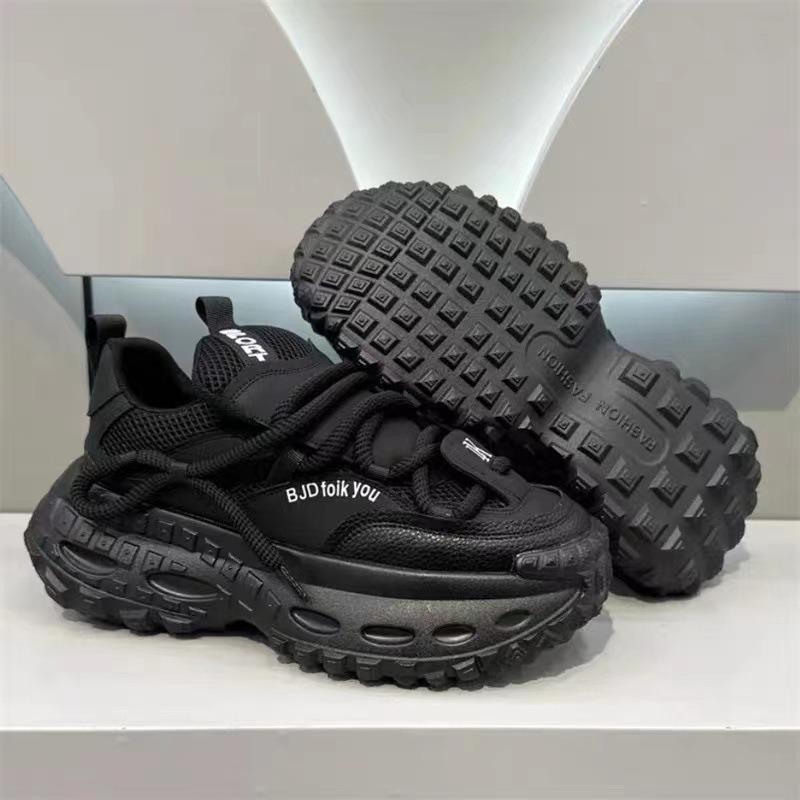 

2025 Men s Trendy Shoes Summer New Sports Shoes Thick Sole Versatile Student Bread Shoes White Leather Casual Shoes 44 чёрный