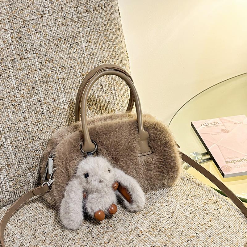 

Fashiable Plush Crossbody Bag for Daily Commuting Versatile Single Shoulder Bag Korean Versi Cute Handle Bag