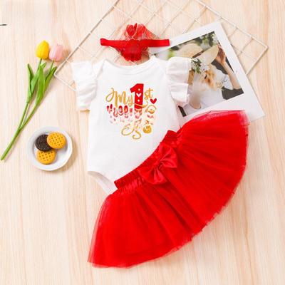 Koreanisches Kleidset für den ersten Geburtstag eines Babymädchens: Sommerlicher bestickter Netzrock mit fliegenden Ärmeln und Haarschmuck