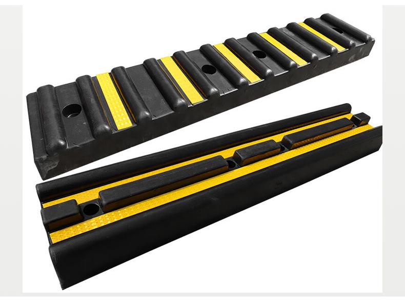 Thickened Rubber Anti-collision Strip: Corner Wall Edge Padding for Docks and Trucks