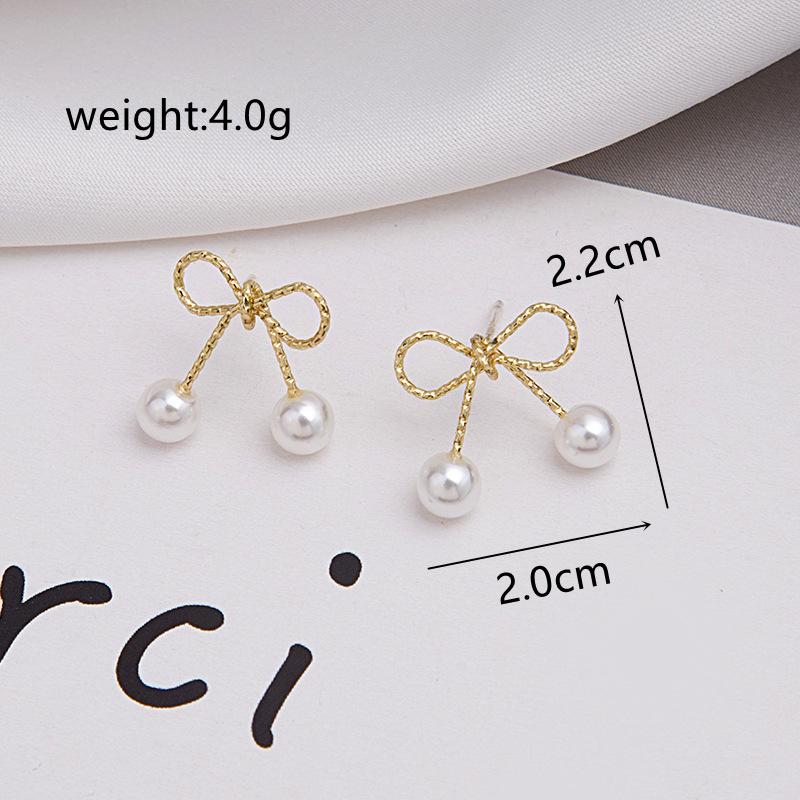 New Irregular Mussel Stud Earrings Women Unique Personality Small Flower Leaf Zircon Heart Earrings Wedding Zircon Birthday Gift