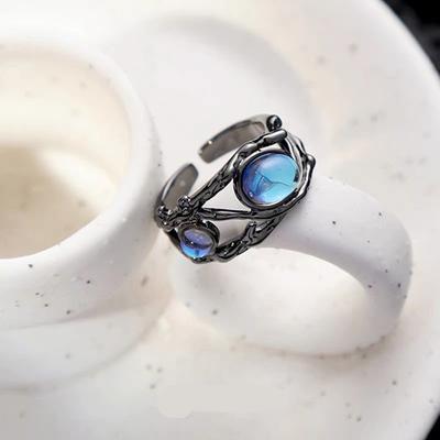 Nischen-Personalisierter Mondstein Schwarz-Weiß Partnerring für Männer und Frauen, High-End Stern Gleich Open Retro Leichter Luxus Ring