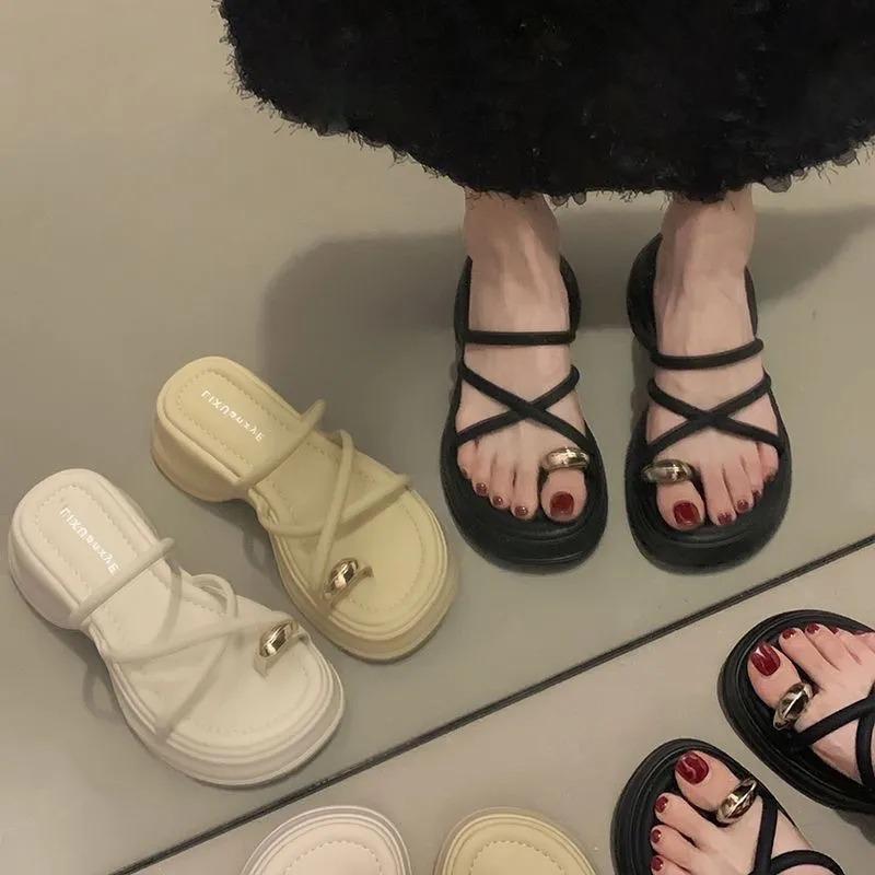 Fashion Platform Slippers Women Wear Summer 2024 New French Cross Toe High Heels Beach Roman Sandals Ultra Fire Flip-flops