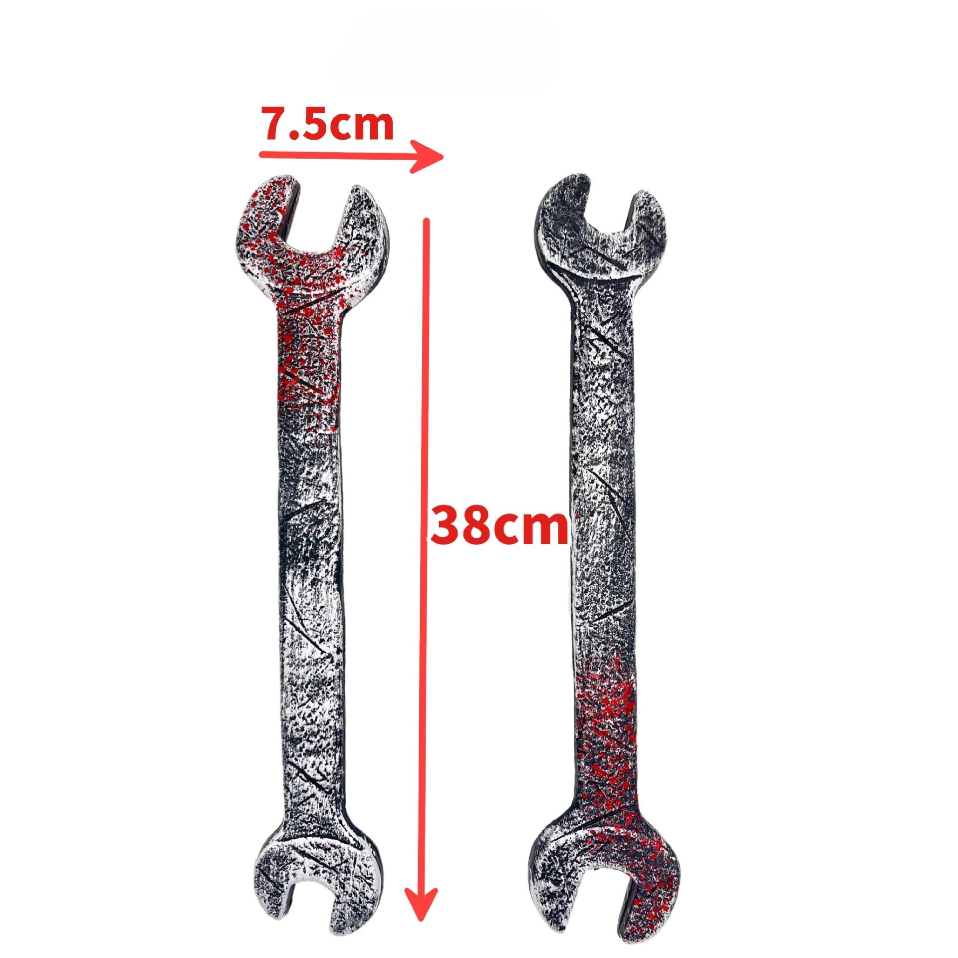 

Halloween Fake Wrench Prop Realistic Plastic Bloody Wrench Toy Role Playing Photo Props Halloween Party Haunted House Decoration