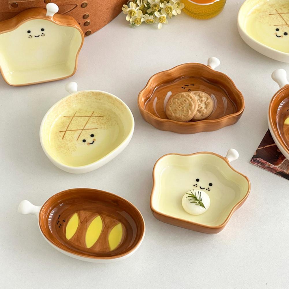 Small Ceramic Plate Versatile Dipping Sauce Plate Ceramic Dipping Dish Set Cute Bread-shaped Small Sauce Plates for Sushi