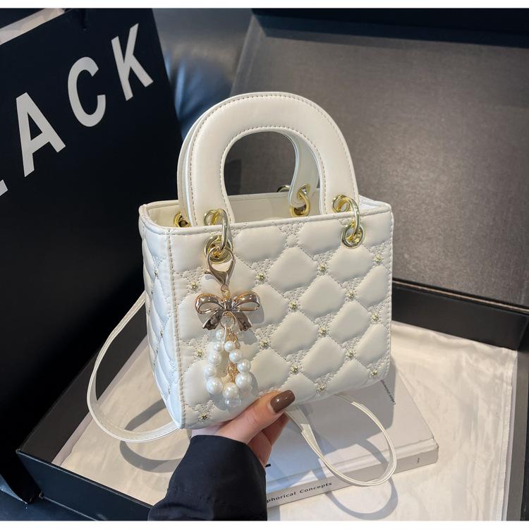 Summer New Style Daphne Bag, Women's Casual Handbag, Niche Quality, Fashionable and Versatile Single Shoulder Messenger Bag