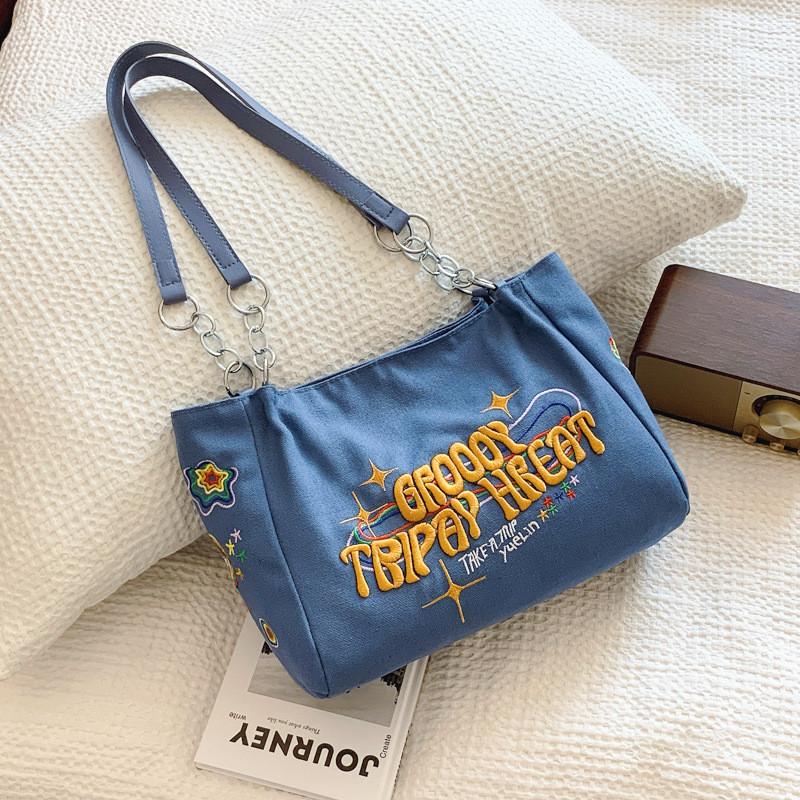 

Stylish Minimalist Tote Bag In Black Beige And Blue For Trendy Everyday Use синій