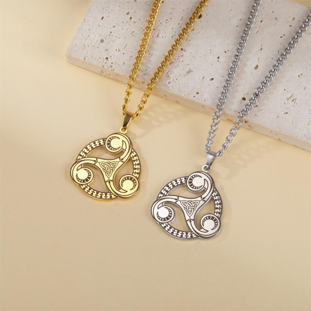 Trinity Celtic Knot Necklace Stainless Steel Witch Moon Phase Triskelion Symbol Pendant Choker Irish Amulet Jewelry Gift