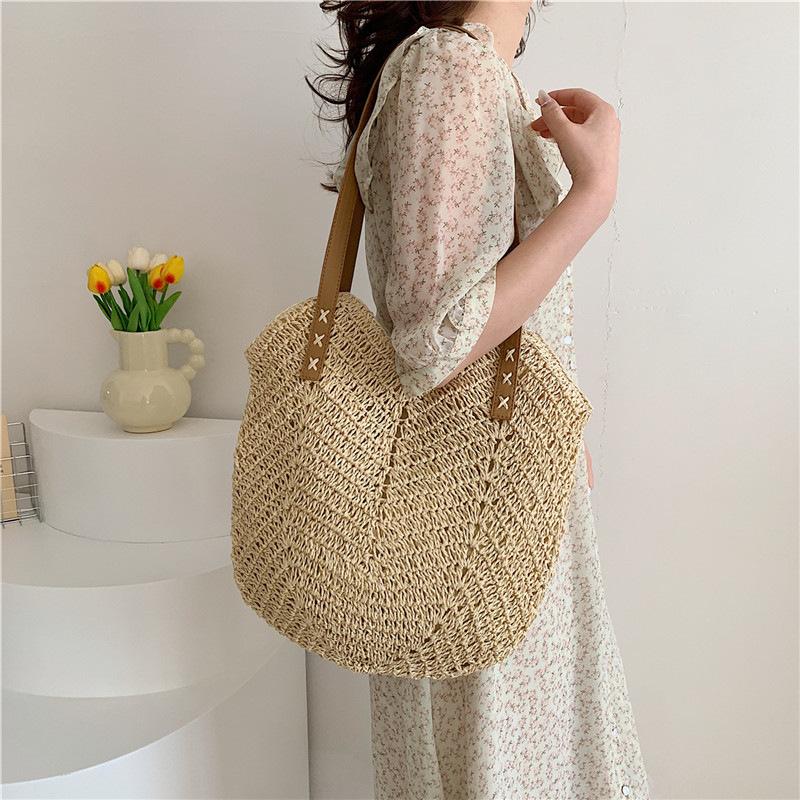Summer Straw Bag 2025 New Seaside Vacation Beach Woven Bag Large Capacity Shoulder Tote Bag