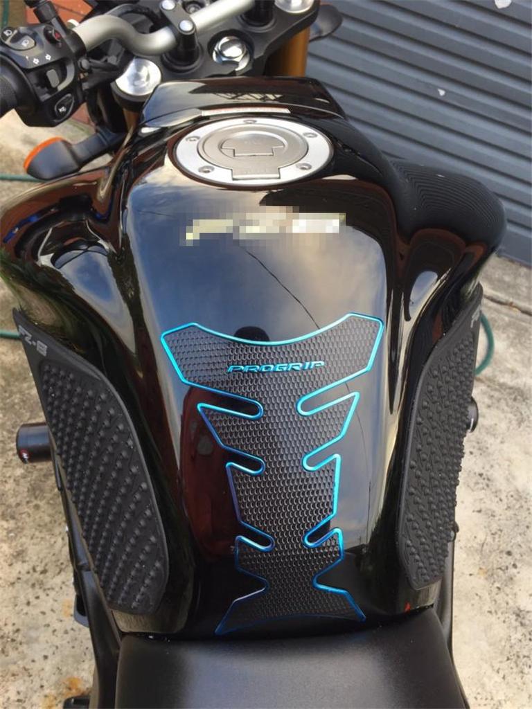 Universal Fit 3D Car Motorcycle Gas Fuel Tank Pad Sticker Decals