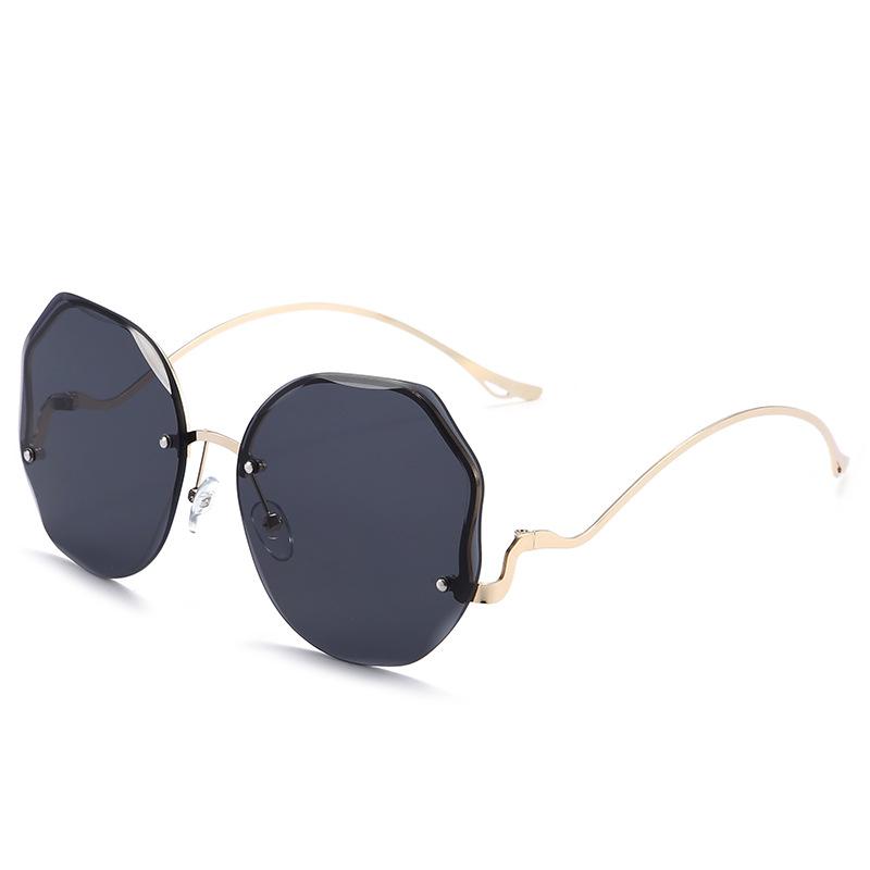 Sunglasses Fashion European and American Trend Ocean Film Gradient Sunglasses Butterfly Flower Sunglasses