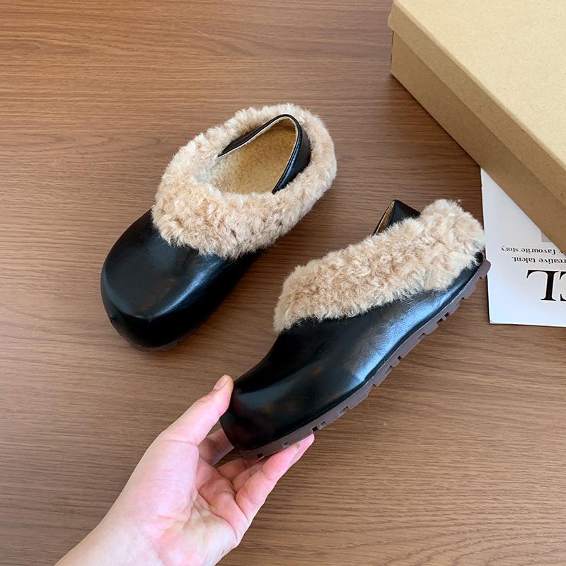 Fashion small fluffy shoes Birkenstock head half slippers wear autumn and winter new plush snow boots slippers