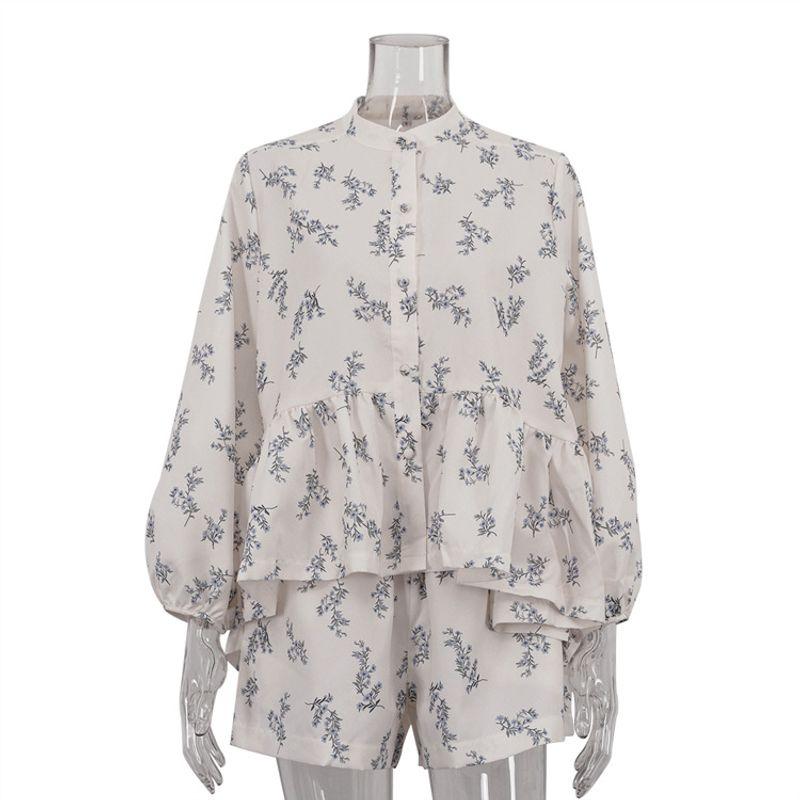 

round Neck Neck Long Sleeve Shorts Set Print Crew Neck Long sleeve Cardigan Shorts Set Women Beige L