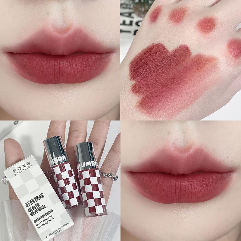 Dark Chic Velvet Lip Glaze - Checkered Matte, Ideal for Parties and Students