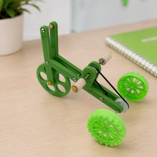 Parrot Training Bicycle, Funny Parrot Bike Training Toy, Creative Green Parrot Training Bike for Birds Intelligent Development