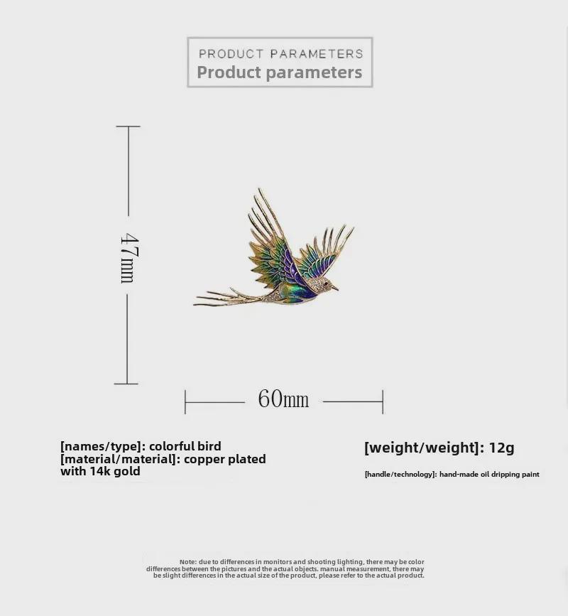 Zarif 3D Renkli Kuş Broşu - Sonbahar ve Kışlık Montlar İçin Lüks Tasarım Korsaj